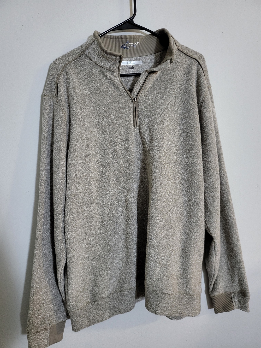 Greg Norman Men's Quarter-Zip Pullover in Heather Taupe